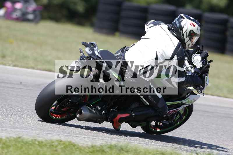 /44 09.08.2025 Plüss Moto Sport ADR/Freies Fahren/524